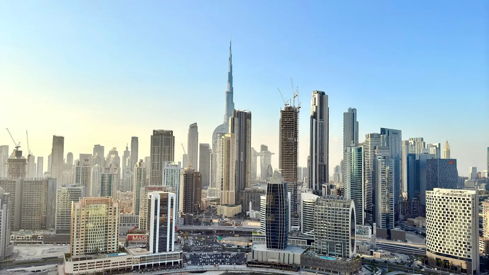 Dubai skyline with the Burj Khalifa at dusk, representing Gulf entrepreneurs forming US LLCs